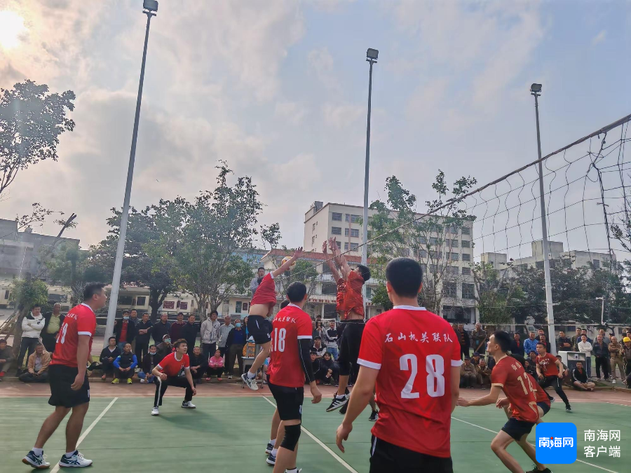 庫裏談10勝2負的開局：我們有能力應對聯盟任何挑戰 但一切才剛開始.